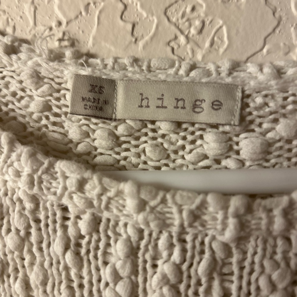 Hinge great condition sweater - received compliments every time I wore this